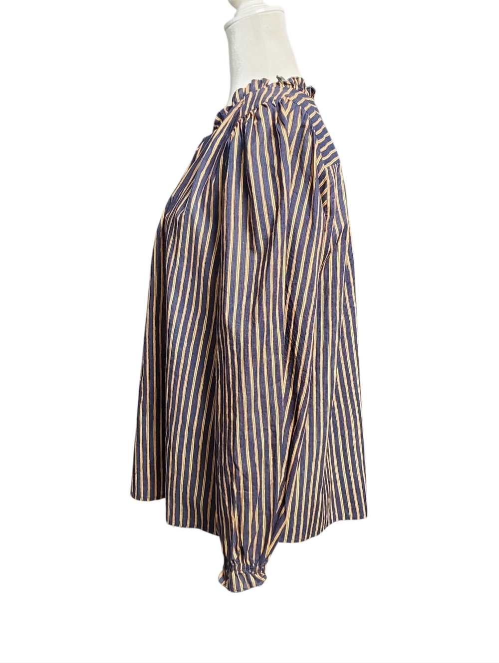 Velvet by Graham & Spencer Striped Tie-Neck Blouse Size Small - Picture 4 of 11